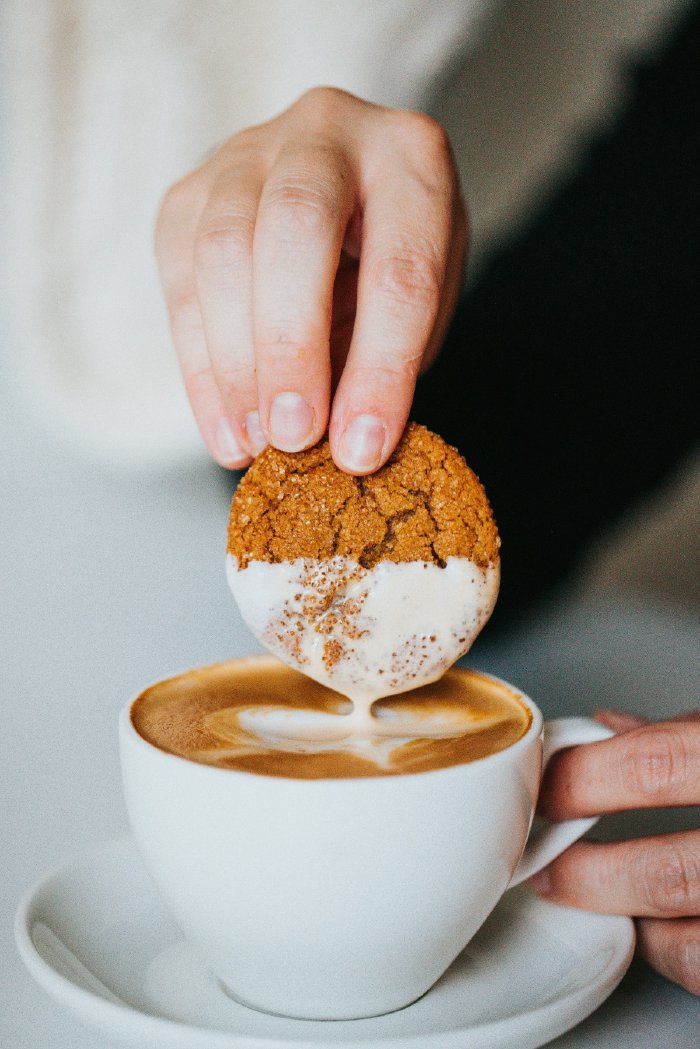 Easy Gingersnaps Recipe